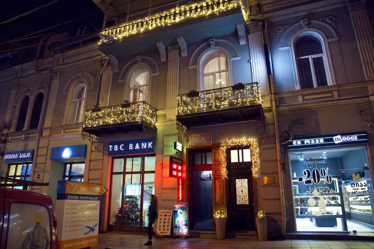 Hotel Bella Casa Тбилиси Екстериор снимка