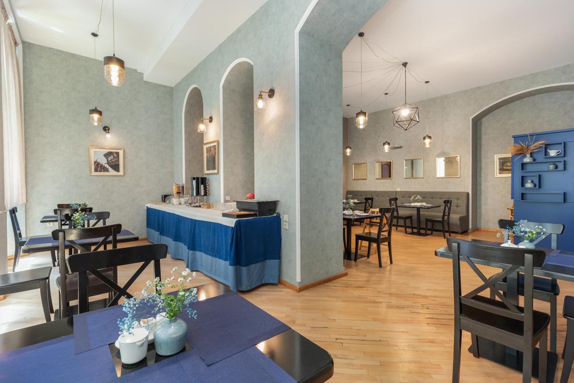 Hotel Bella Casa Тбилиси Екстериор снимка
