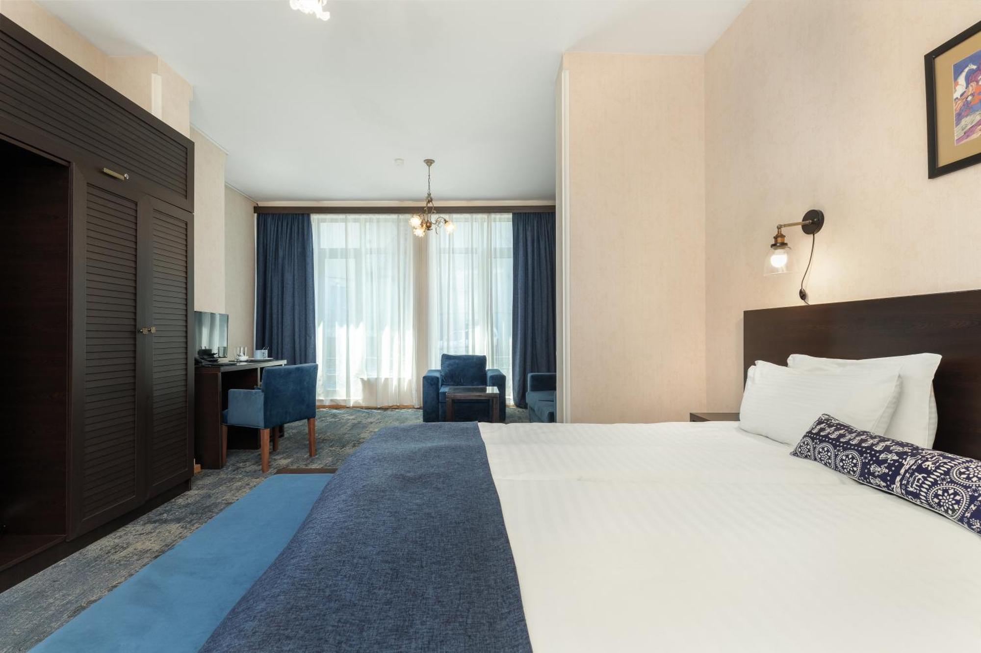 Hotel Bella Casa Тбилиси Екстериор снимка