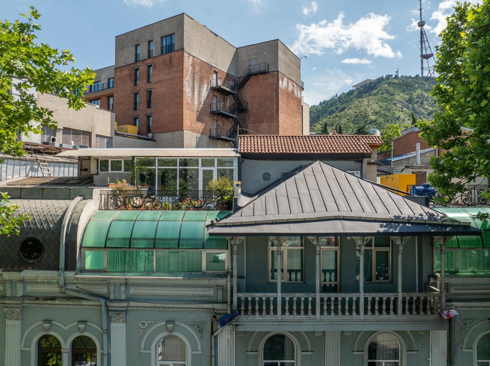 Hotel Bella Casa Тбилиси Екстериор снимка