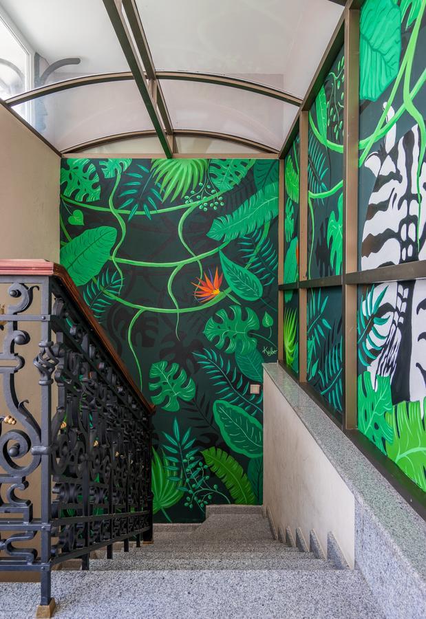 Hotel Bella Casa Тбилиси Екстериор снимка